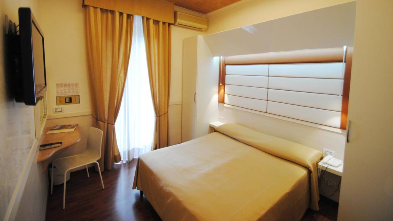 Hotel-Verona-Roma-243912169